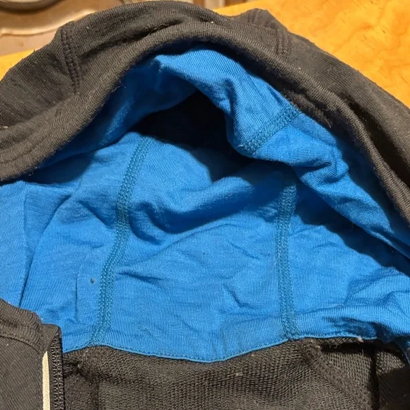 Men's Icebreaker charcoal and Turqoise Hoodie Sweater - Picture 6 of 9